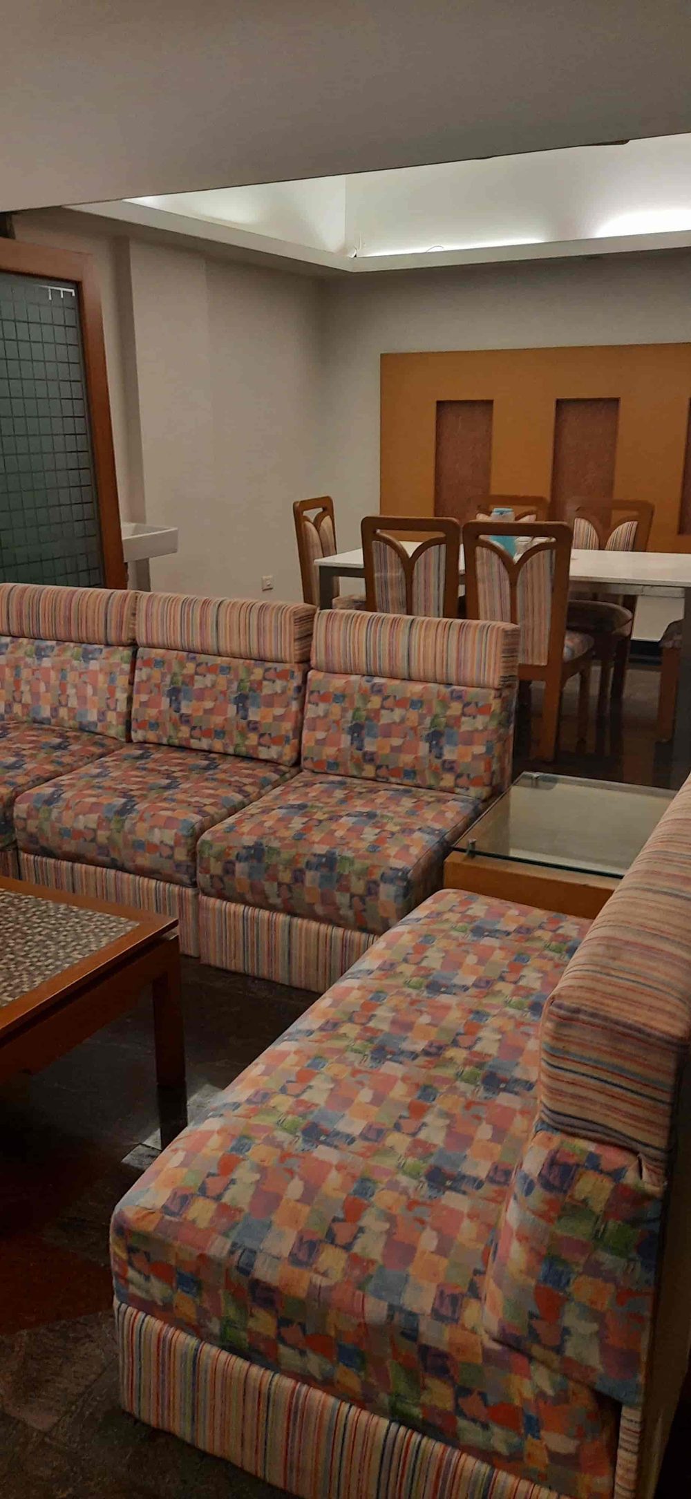 Deluxe Room â€“ Lounge Area